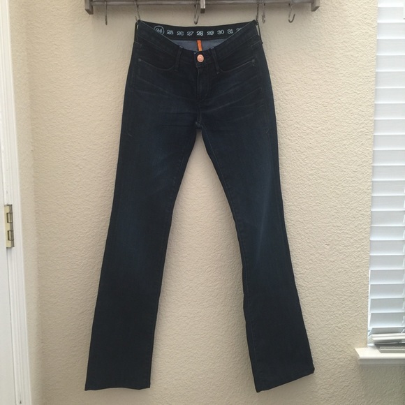 CLEARANCE SALE! Earnest Sewn Dark Wash Jeans - Picture 1 of 4
