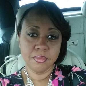 Meet your Posher, Yolanda