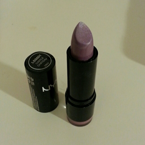 Lavender lipstick, new