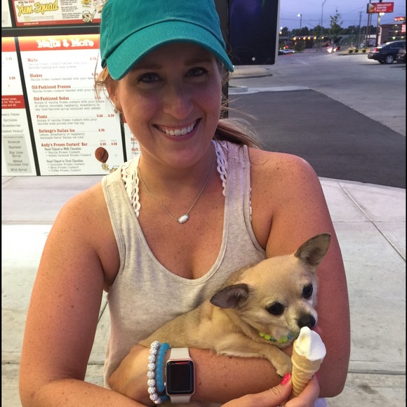 Meet your Posher, Becky - Picture 2 of 2