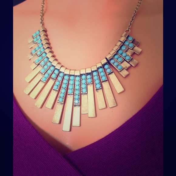 Forever 21 Jewelry - ‼️Turquoise & Gold Tribal Necklace💫