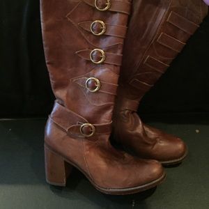 Colombian boots