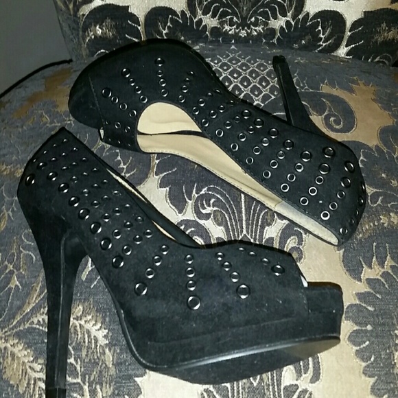 DONATED NWOB Wild Rose Peep Toe Platforms 7 - Picture 4 of 4