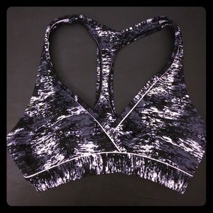 Athleta women's sports bra size S