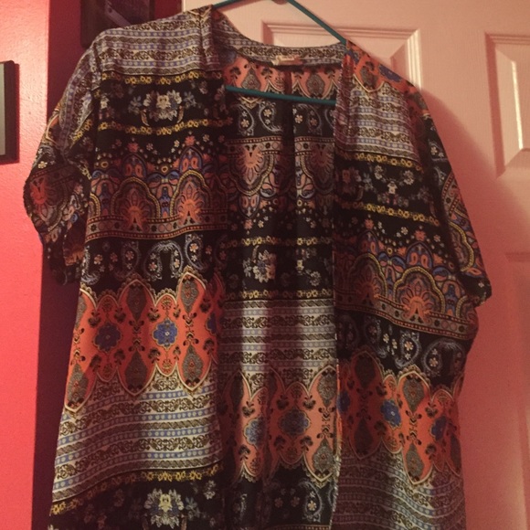 Pac Sun "LA Hearts" Kimono