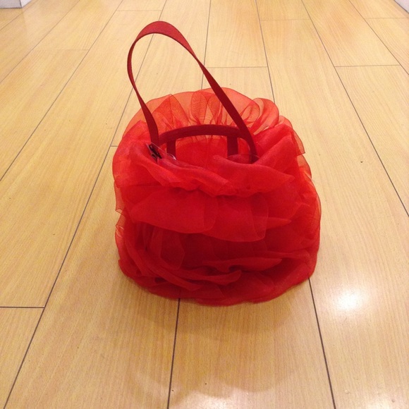 Desmo Beautiful Handbag ❤️💋😍