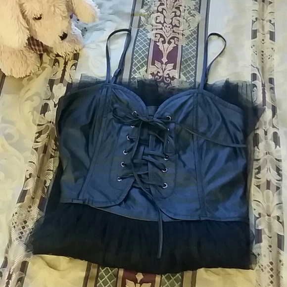 Dress - Picture 3 of 3