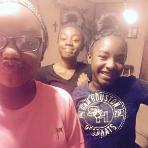 Meet your Posher, Cece