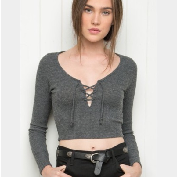 ❌SOLD❌NWT Olive Elie Long Sleeve - Picture 3 of 3