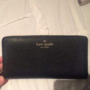 Kate spade zip up wallet