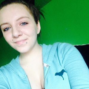 Meet your Posher, Destiny