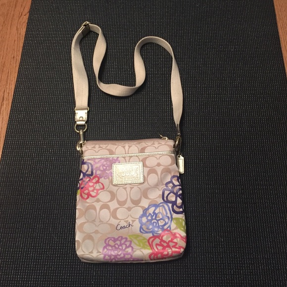 Coach cross body bag NWOT