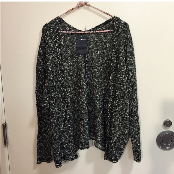 ❌SOLD❌ NWT Grey Speckled Caroline Cardigan