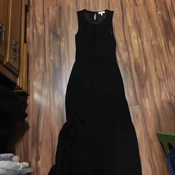 Beautiful sheer black maxi dress - Picture 3 of 4