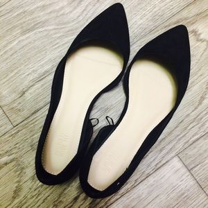 Pointed Faux Suede Flats 💕