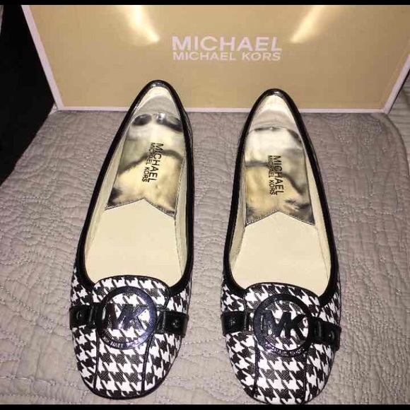 Michael Kors flats