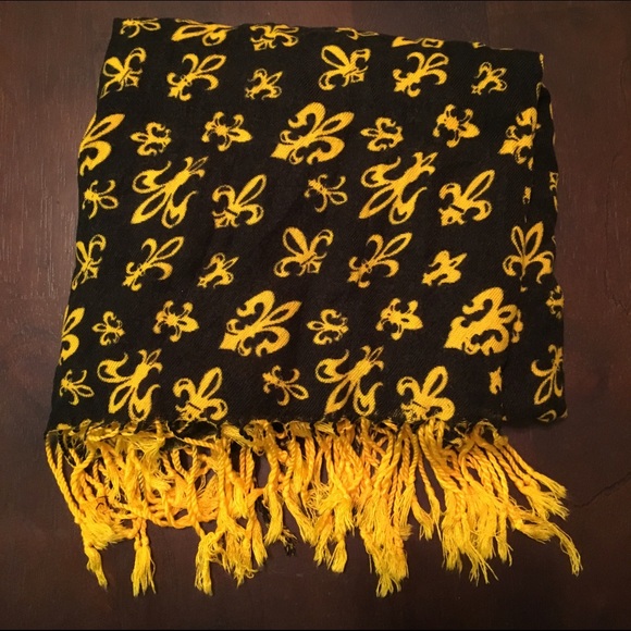 Fleur de Lis scarf