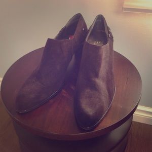 Stuart Weitzman brown ankle booties