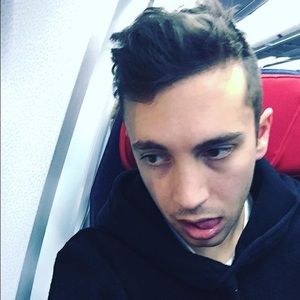 Meet your Posher, Stella