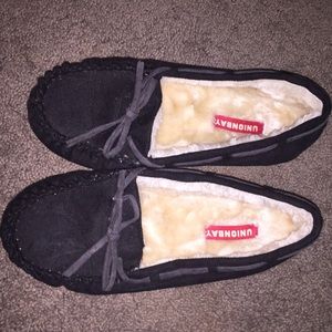 Black Moccasins