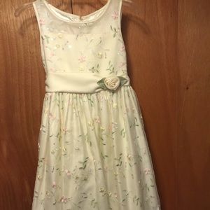 Girls party dress ivory. Well made. Worn once!