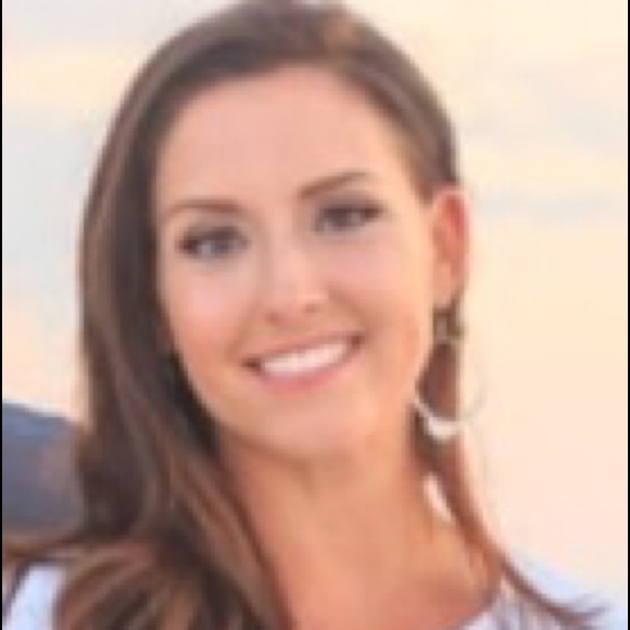 Meet your Posher, Sara - Picture 1 of 1