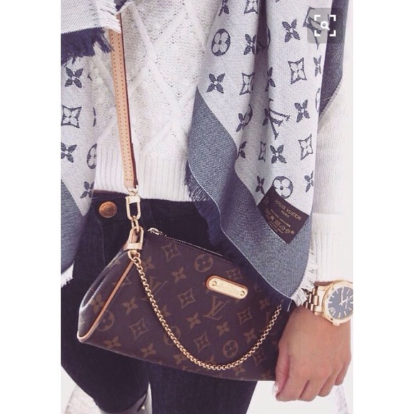 Louis Vuitton Handbags - Brown Clutch