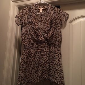 Marisol XL Ruffle Cheetah Top