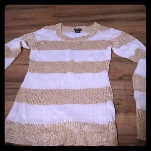 Sweater with sequins