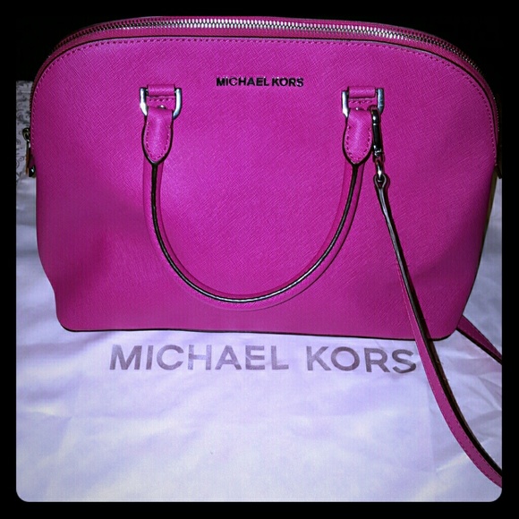 Beautiful Micheal Kors Bag