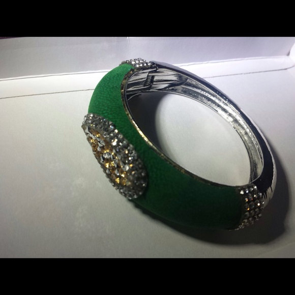 Bangle - Picture 3 of 3