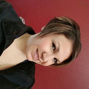 Meet your Posher, Tonya