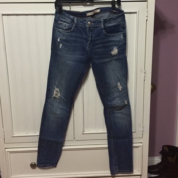Zara Distressed Boyfriend Slim Jeans Size 4