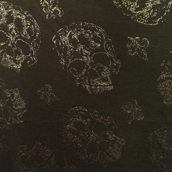 Rock and Republic t-shirt - Picture 4 of 4