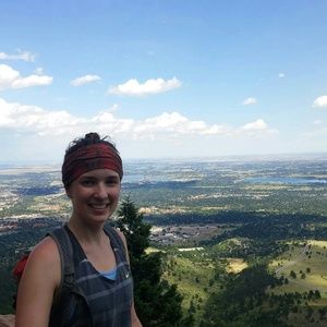 Meet your Posher, Hannah