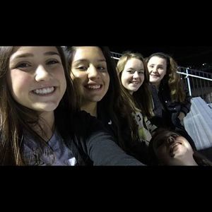 Meet your Posher, Desiree