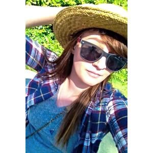 Meet your Posher, Haley