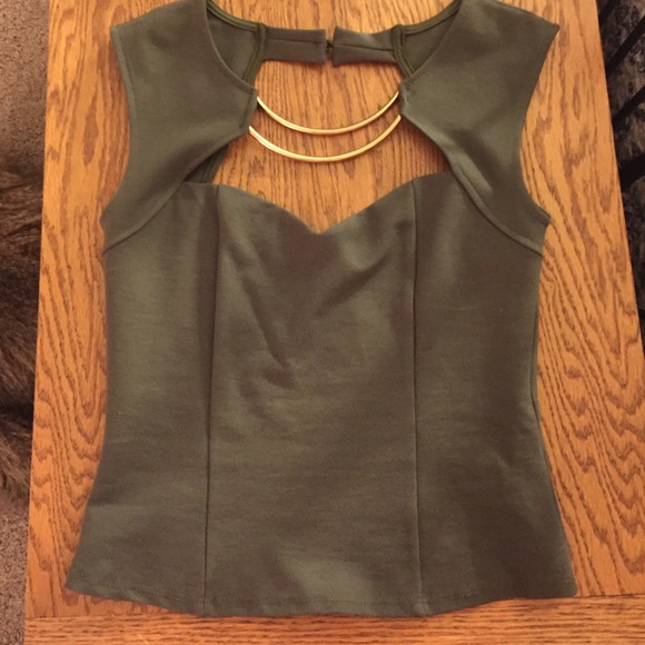 Low-Cut Army Green Form Fitting Top