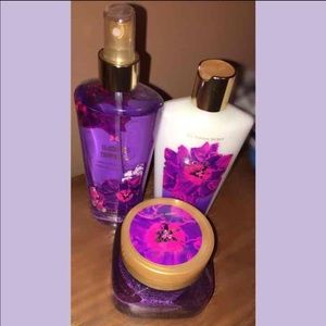 Victoria's Secret Set