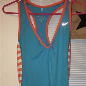 Nike tank