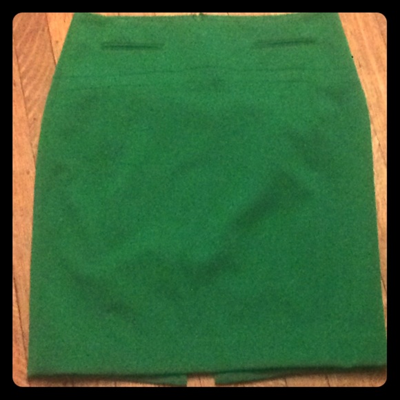Green express pencil skirt- like new!
