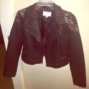 Adorable motorcycle jacket😎