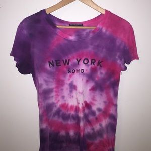Tye dye New York Soho Brandy Melville graphic tee