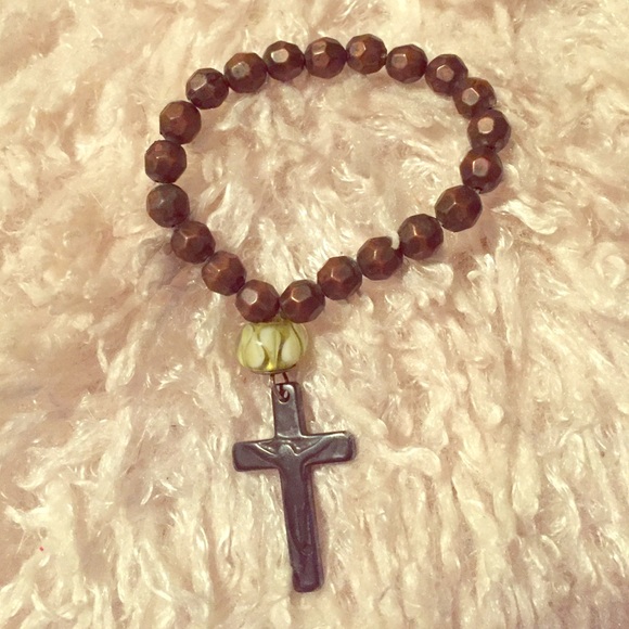 Homemade onyx cross Charm bracelet - Picture 1 of 2