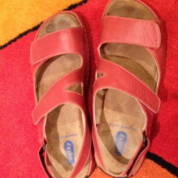 Wolky sandals red