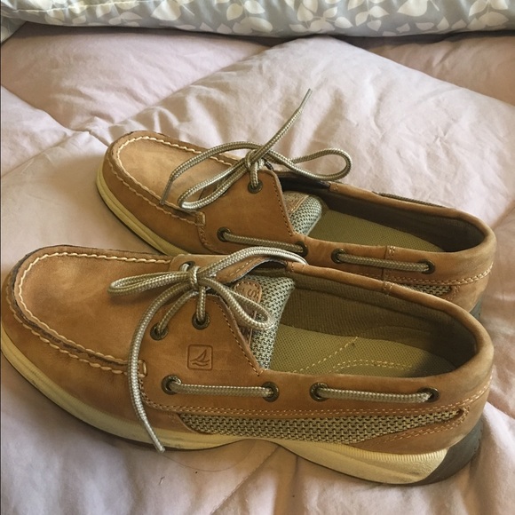 Lightly used sperrys!