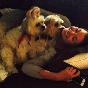 Meet your Posher, Caitlin