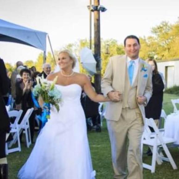 Meet your Posher, Valerie - Picture 1 of 1