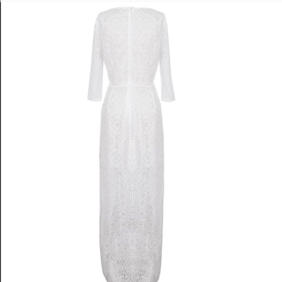 Beautiful white dress - Picture 2 of 4