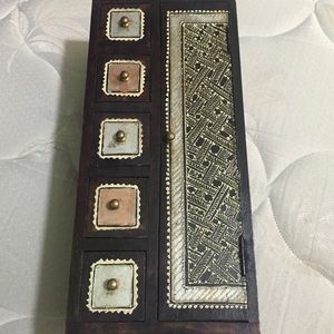 Handcrafted jewelry holder